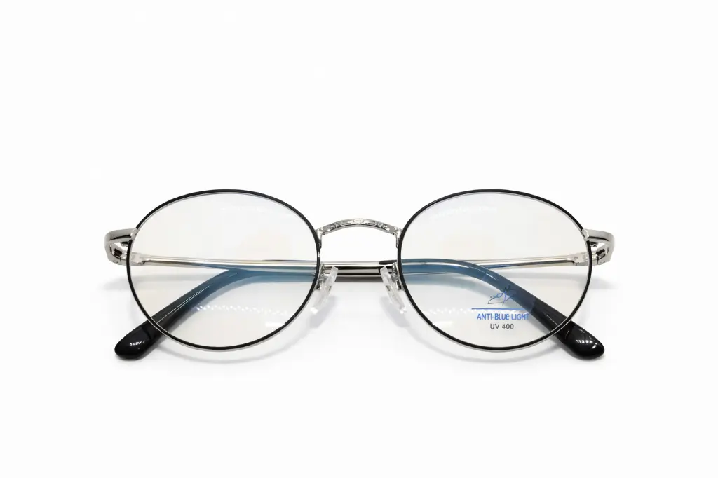 Monture métal Titanium homme – Optique Mermoz Dakar.webp