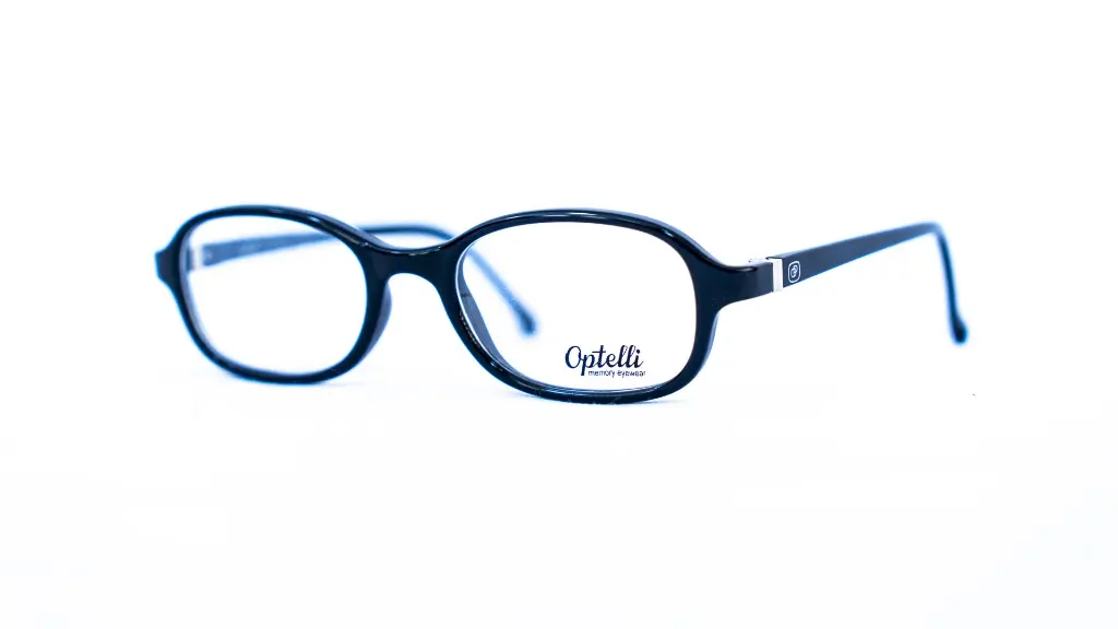 Lunette Optelli garçon légère et confortable-showroom luxe optique.webp