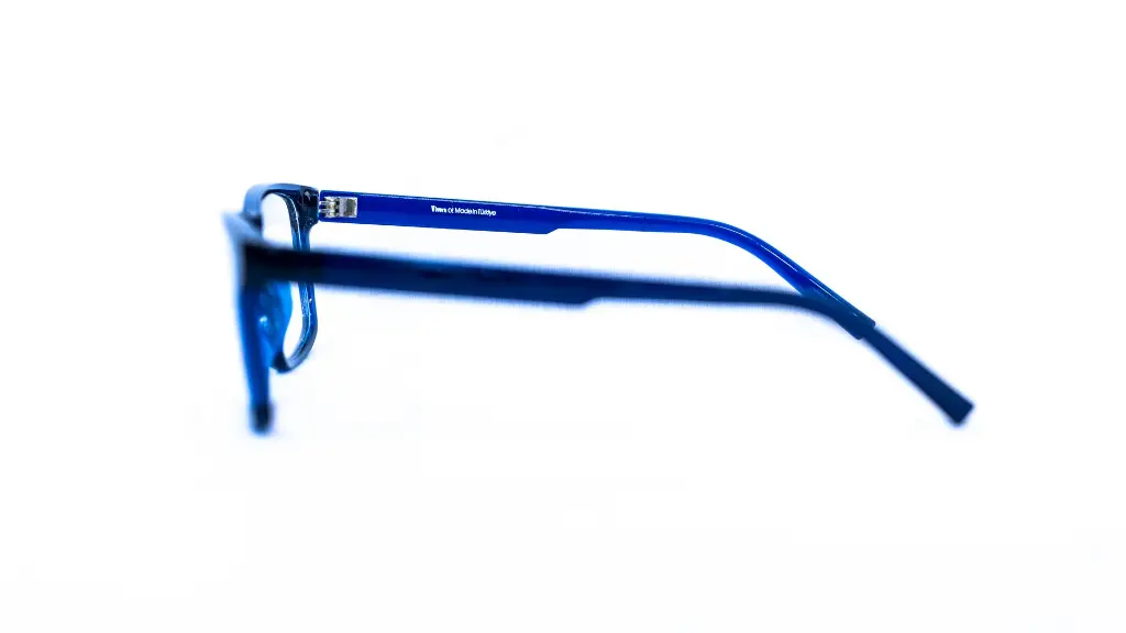 Vue latérale des lunettes Vivera homme bleues – boutique Luxe Optique.webp
