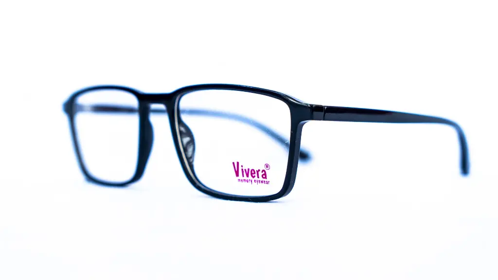 Monture rectangulaire Vivera homme – design sobre – Opticien Dakar.webp