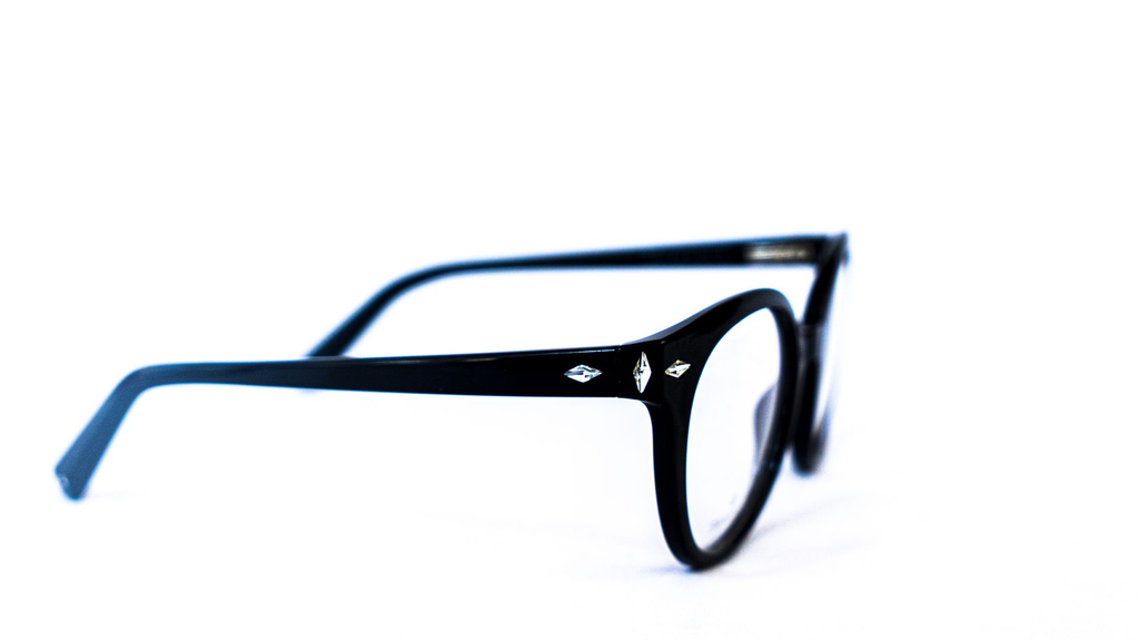 Lunettes Swarovski femme ovale – Boutique Mermoz Dakar