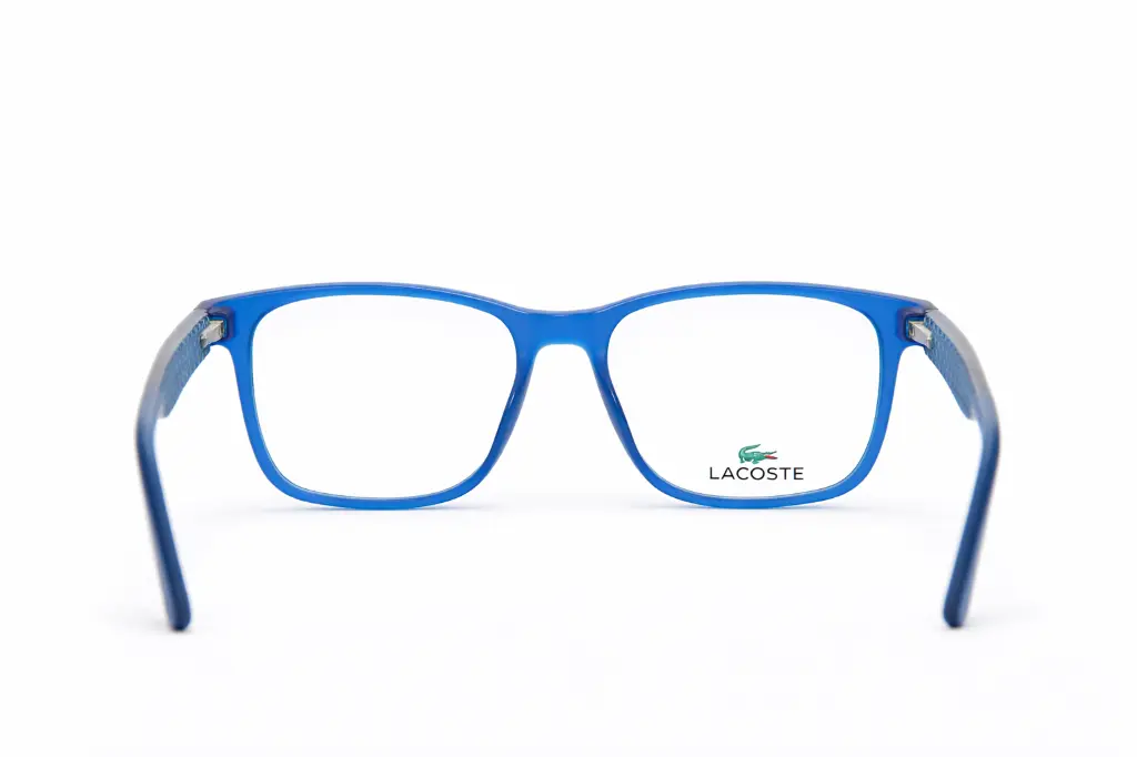 Lunettes homme Lacoste confortable – Luxe Optique Dakar.webp
