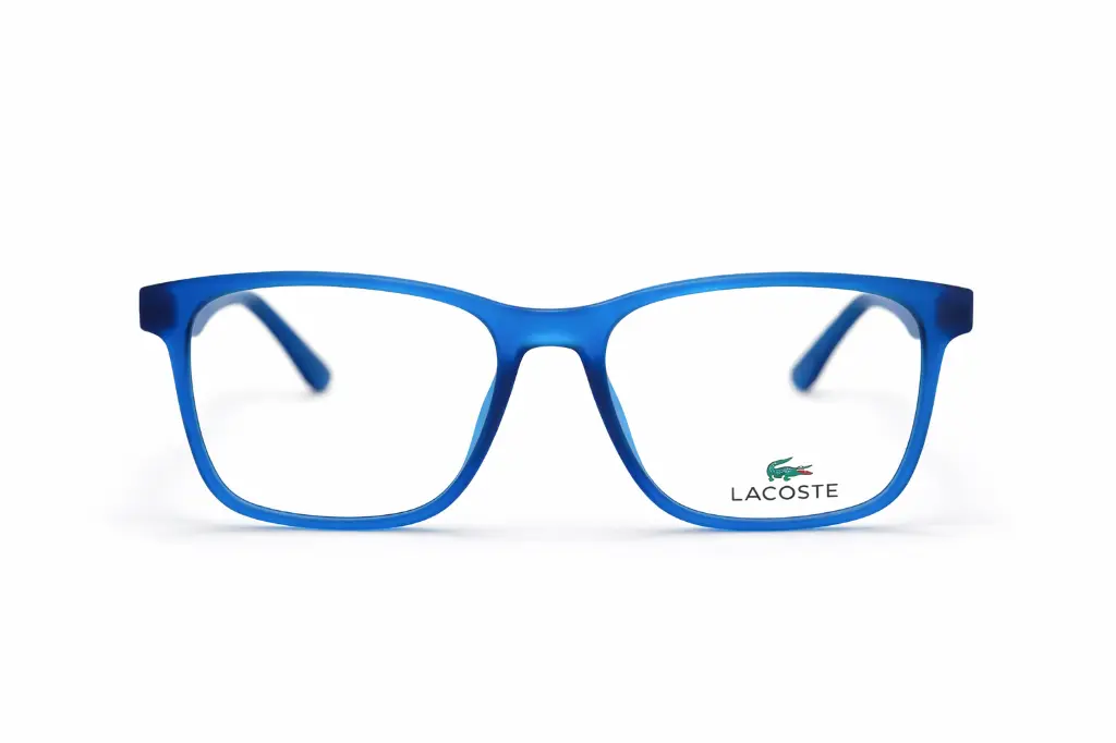 Lunette de vue Lacoste homme – vue de face – Luxe Optique VDN.webp