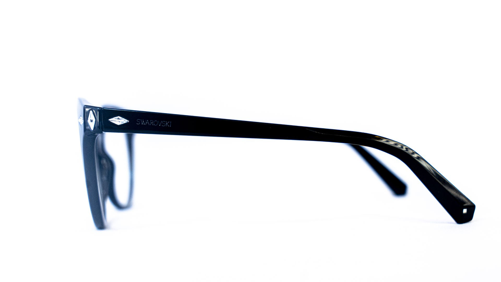 Monture Swarovski élégante femme – LUXE OPTIQUE après pont Fann