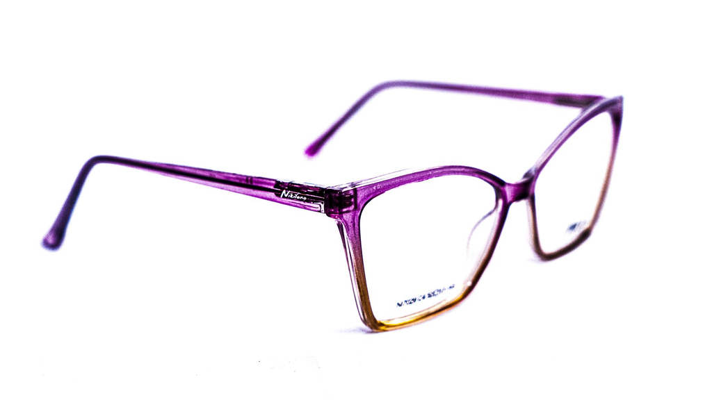 Lunette tendance femme papillon – Opticien Dakar Mermoz