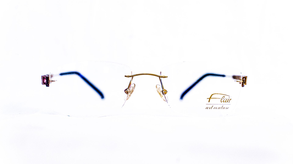 Lunette Flair élégante femme – Opticien Dakar