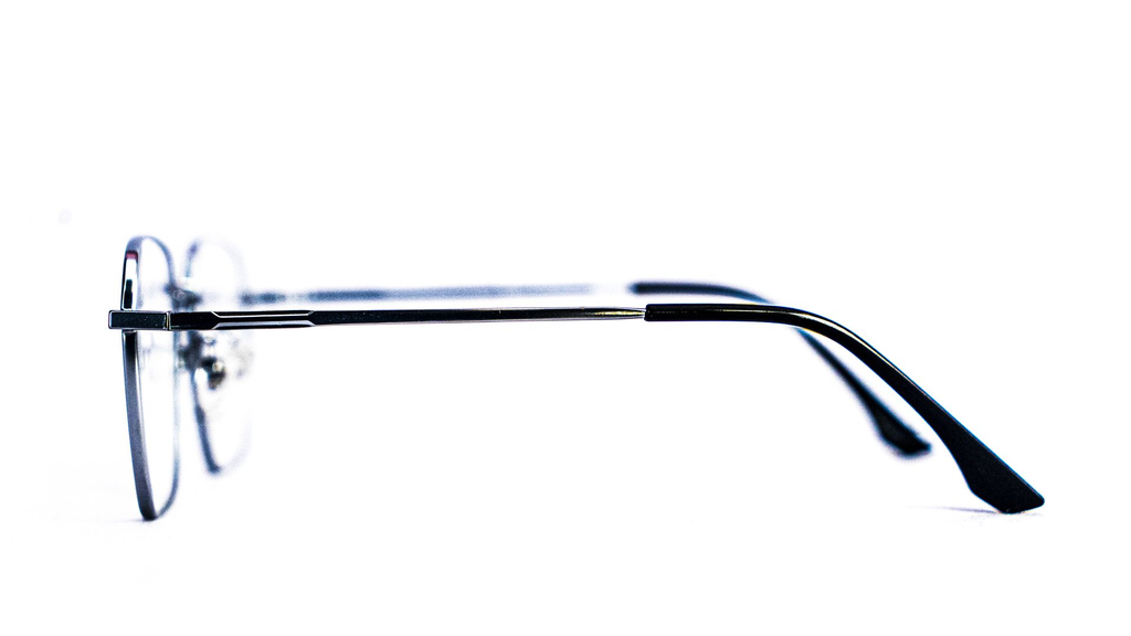 Lunette Titanium raffinée femme – Luxe Optique