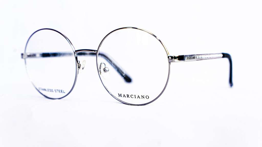 Vue profile Marciano homme – Mermoz Dakar