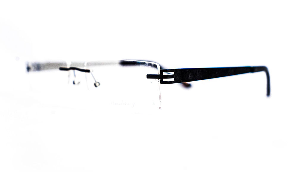 Lunette métal rectangulaire homme – Luxe Optique