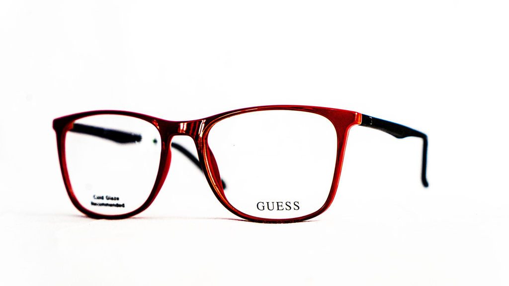 monture Guess – Opticien Dakar VDN