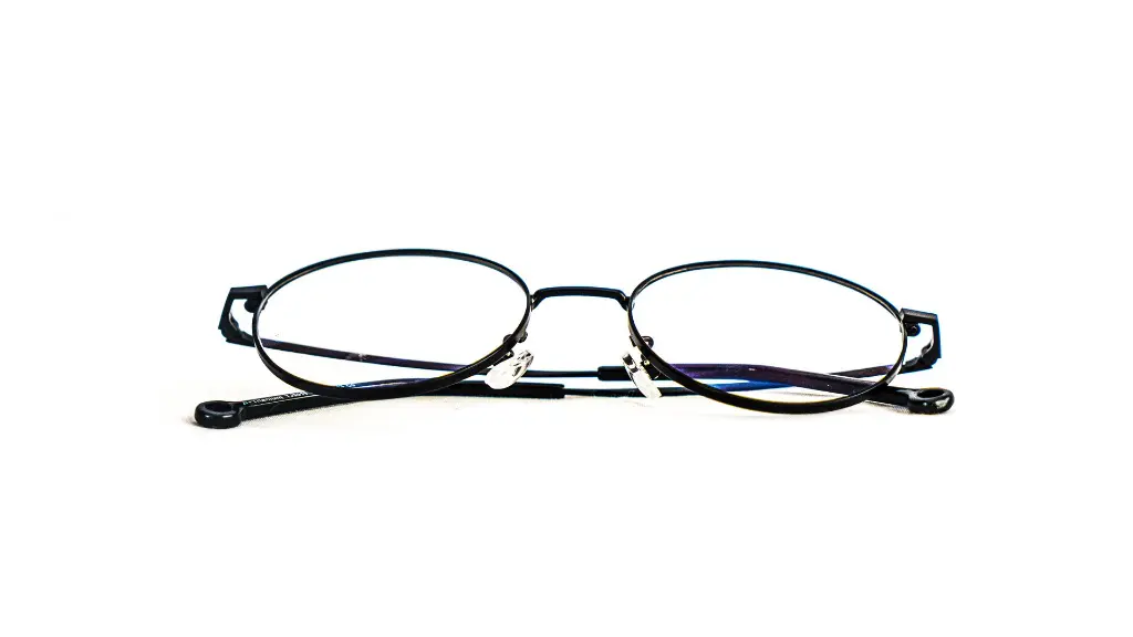 Monture en titane pour homme - opticien dakar