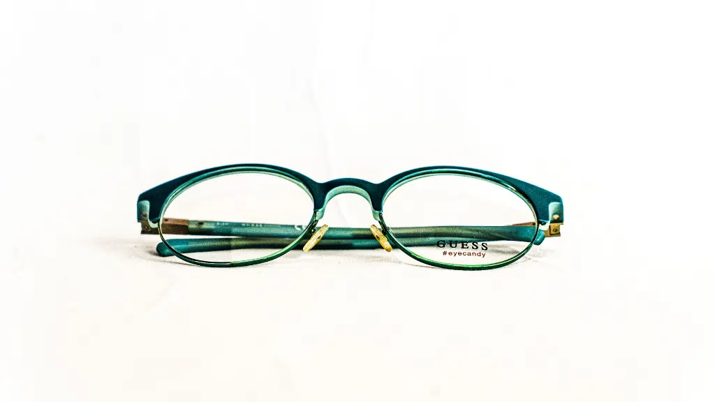 Vue rapprochée monture homme guess - opticien dakar