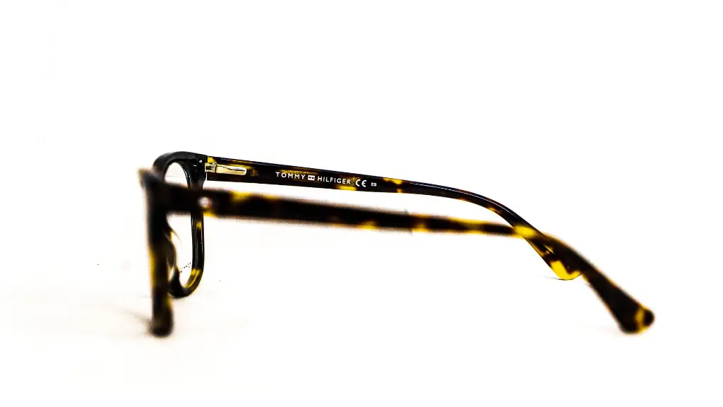 lunette homme Tommy Hilfiger - Luxe optique dakar