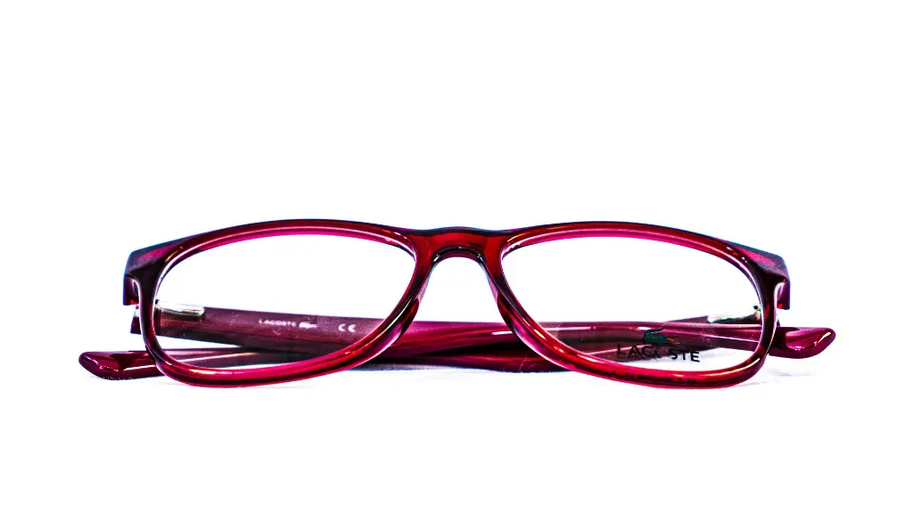 Lunette homme Lacoste couleur rouge - opticien dakar