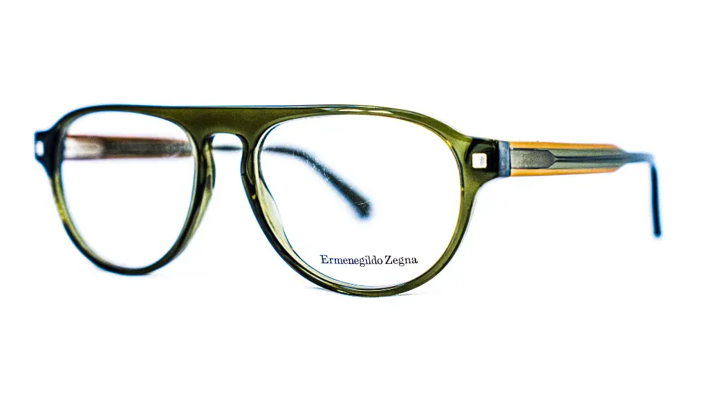 Lunette de vue homme élégante – Luxe Optique Dakar