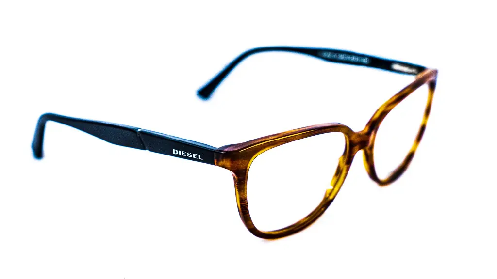 Lunettes Diesel homme chic et raffinées – Opticien Dakar