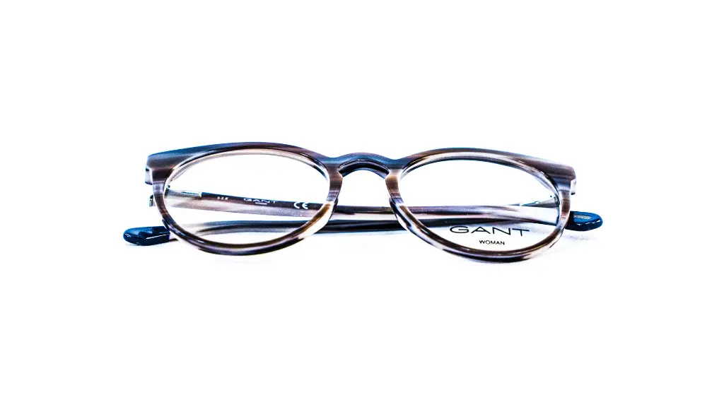 Monture Gant ovale beige chic – Opticien Dakar Mermoz