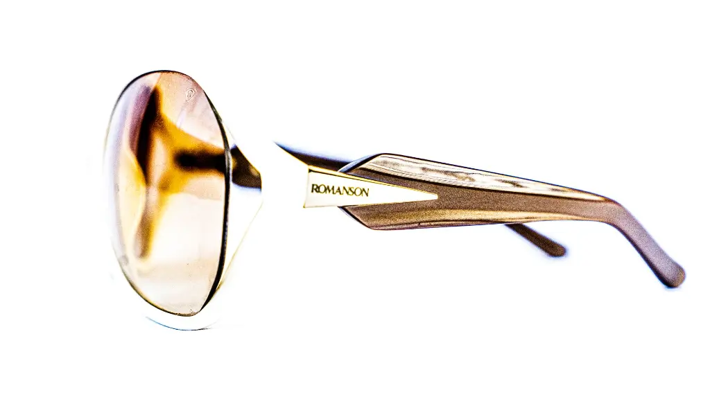 Lunette de soleil femme tendance Romanson – Boutique Luxe Optique