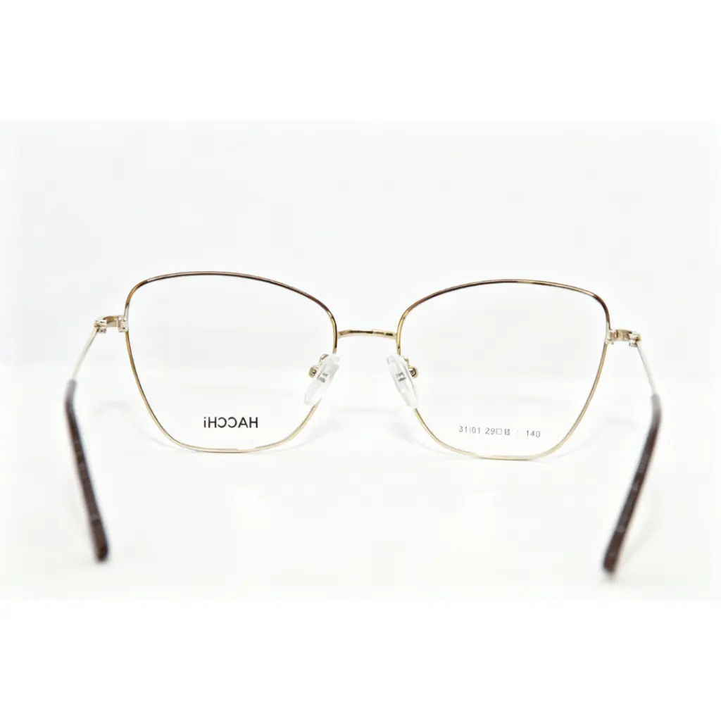 Lunette Dacchi disponible chez Luxe Optique Dakar.webp