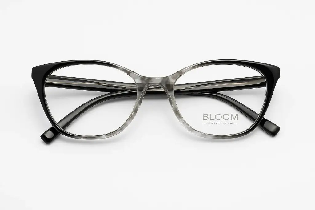 Monture papillon Bloom noire et grise pour femme-luxe optique dakar.webp