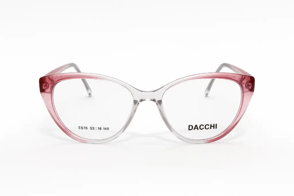 Lunettes Dacchi femme forme papillon – Luxe Optique Dakar.webp
