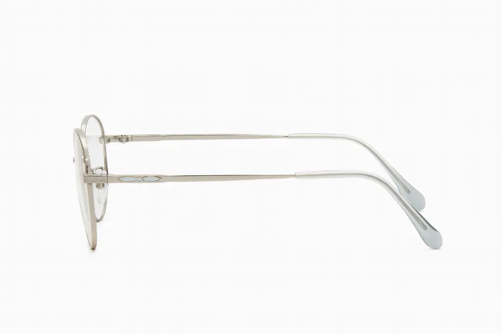 Lunettes de vue Titanium argent homme style classique – Luxe Optique Mermoz.webp